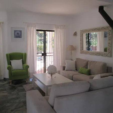 Villa Casa Vila Verde Quarteira