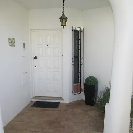 Casa Vila Verde Villa